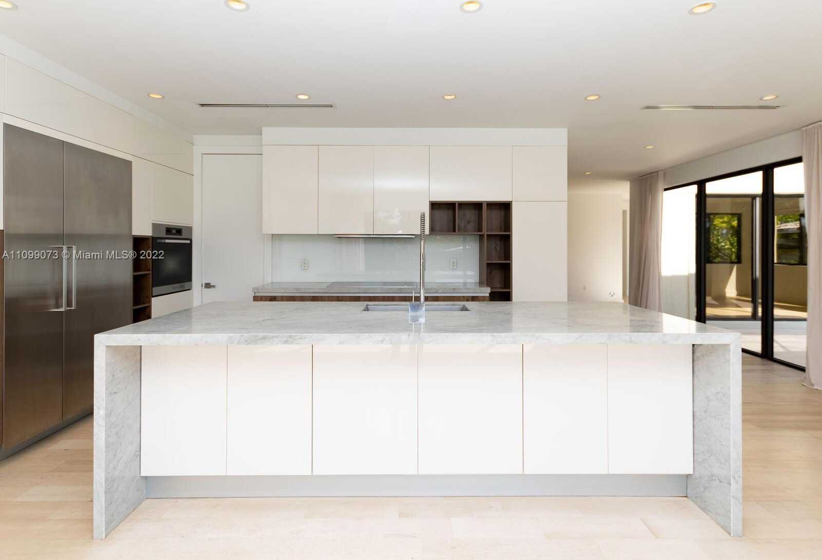 Small Image of 710 SOUTH SHORE DR, Miami Beach Number 43