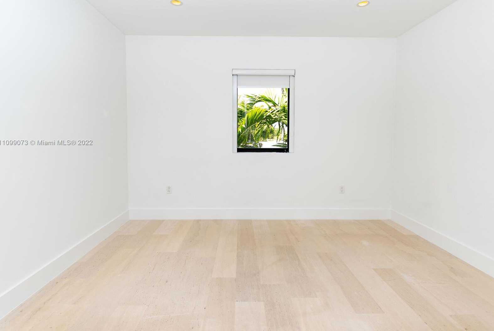 Small Image of 710 SOUTH SHORE DR, Miami Beach Number 60