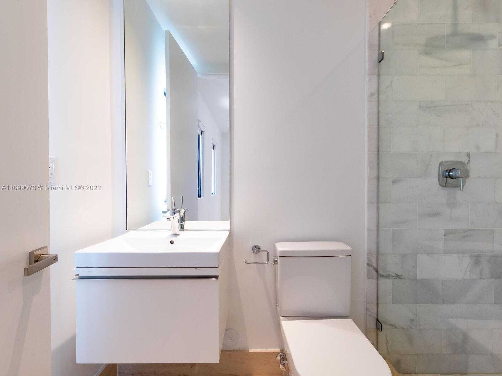 Small Image of 710 SOUTH SHORE DR, Miami Beach Number 67