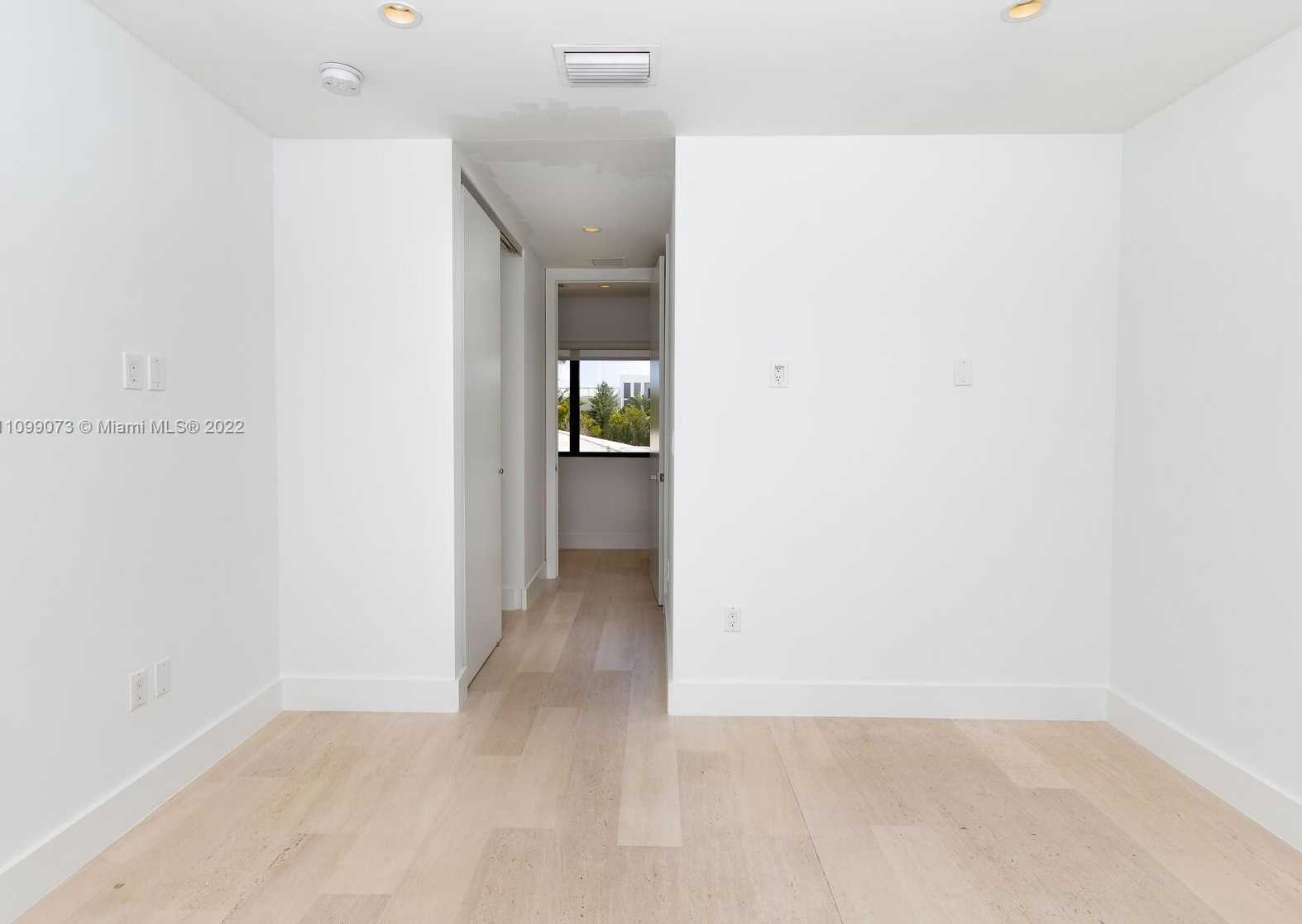 Small Image of 710 SOUTH SHORE DR, Miami Beach Number 74