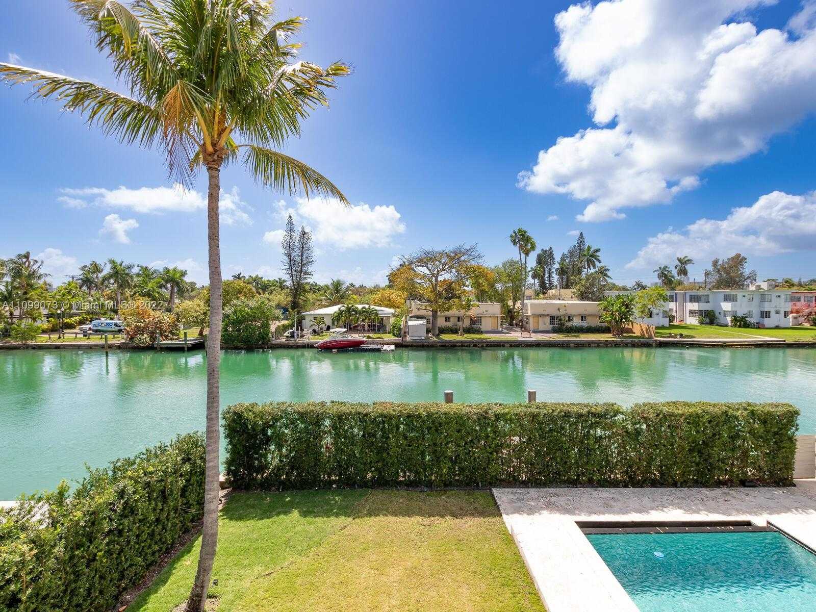Small Image of 710 SOUTH SHORE DR, Miami Beach Number 77