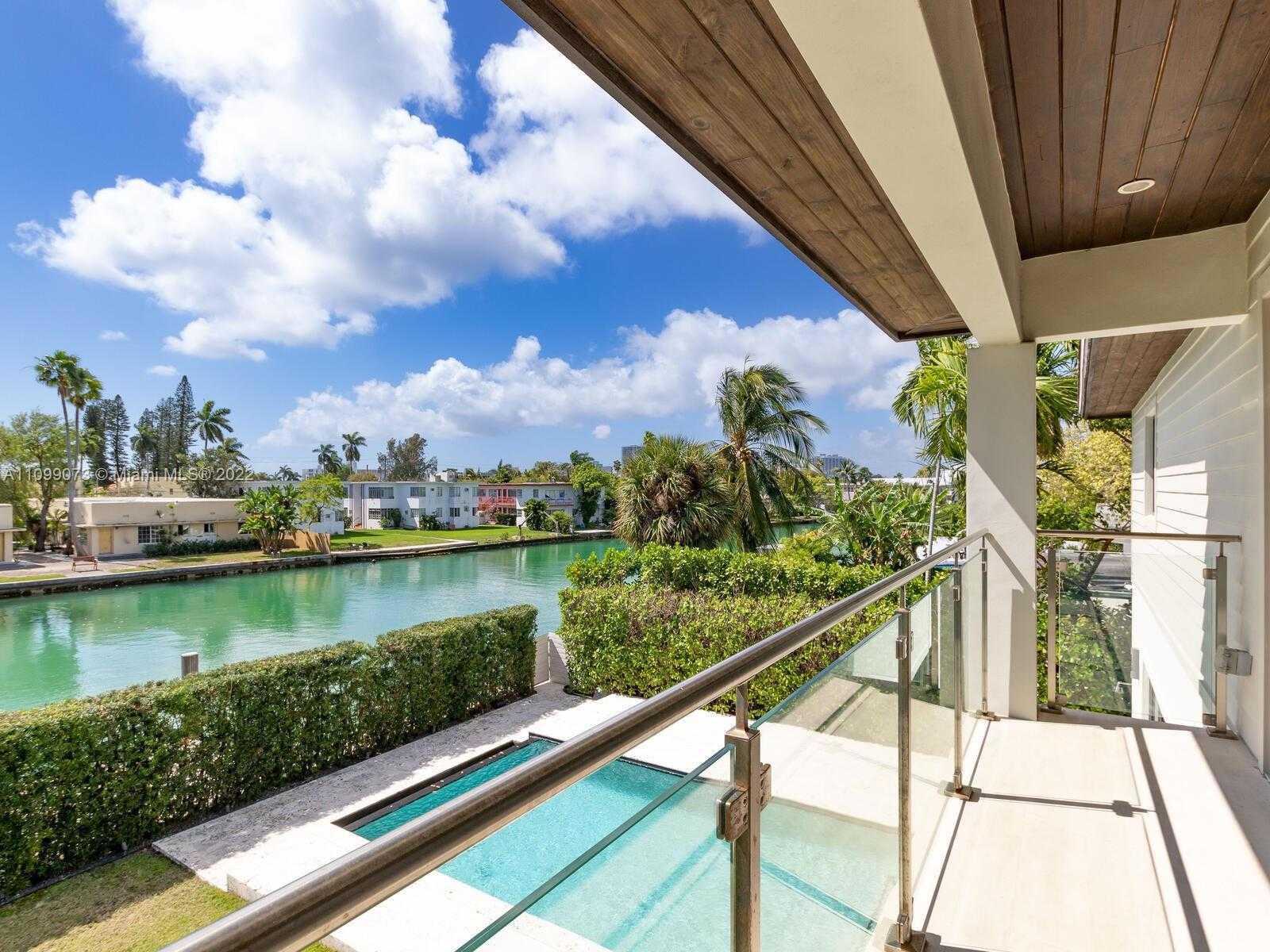 Small Image of 710 SOUTH SHORE DR, Miami Beach Number 78