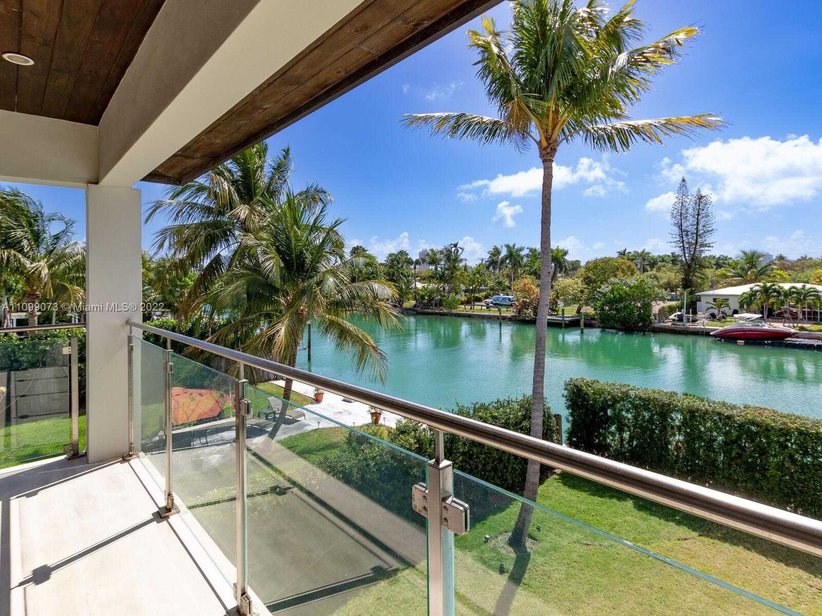 Small Image of 710 SOUTH SHORE DR, Miami Beach Number 79