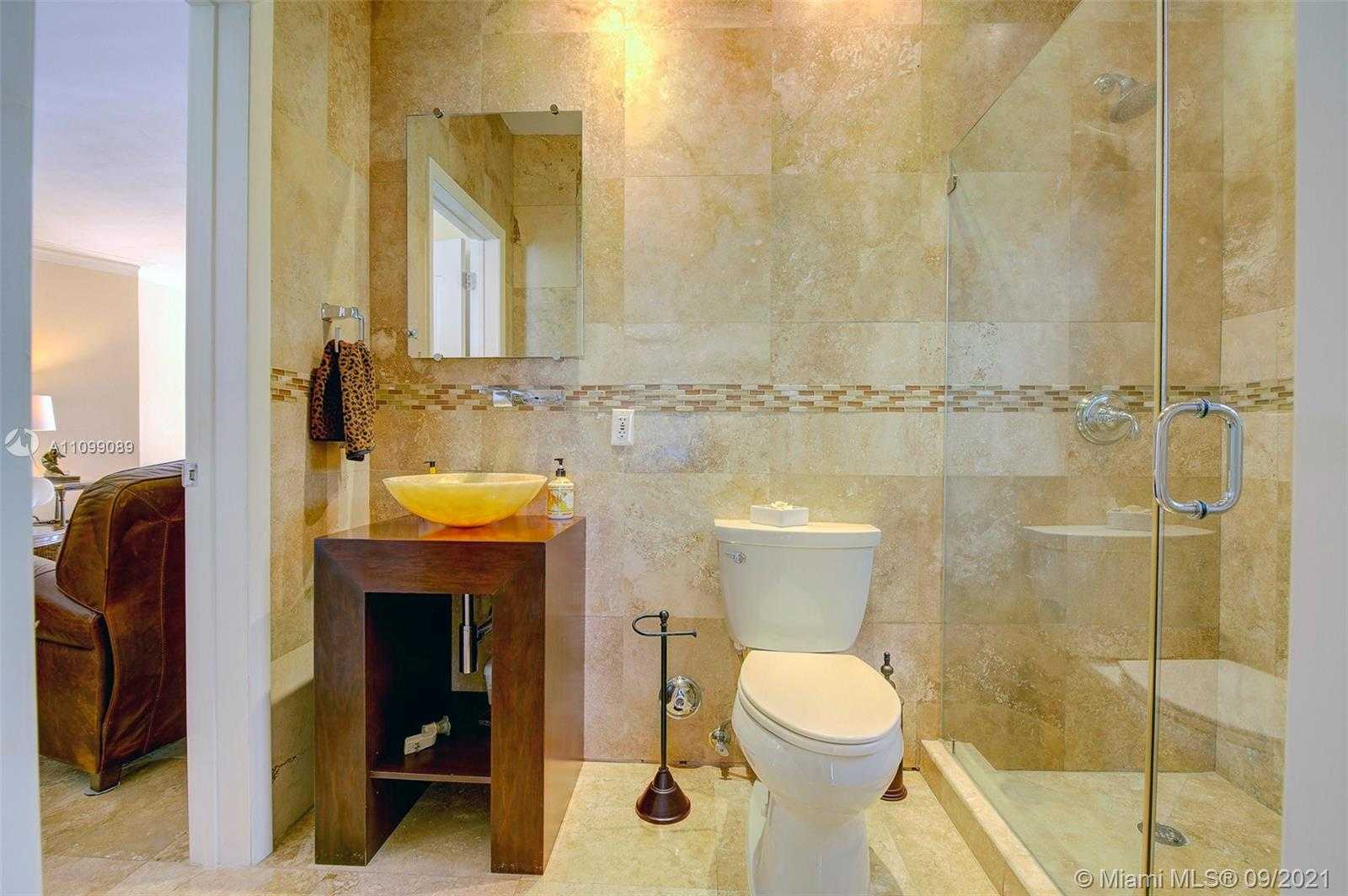 Small Image of 510 SOUTH SHORE DR, Miami Beach Number 10