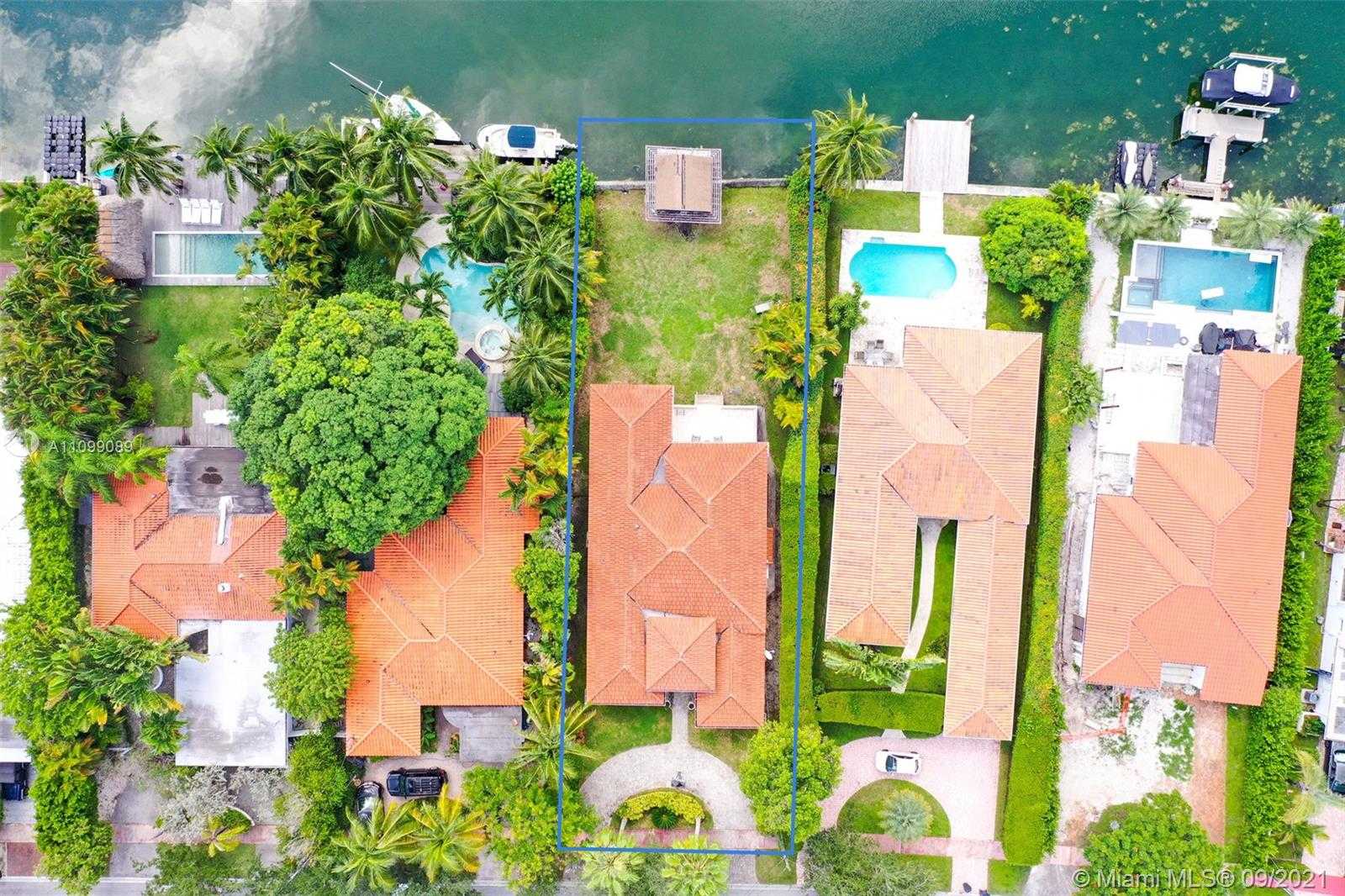 Small Image of 510 SOUTH SHORE DR, Miami Beach Number 35
