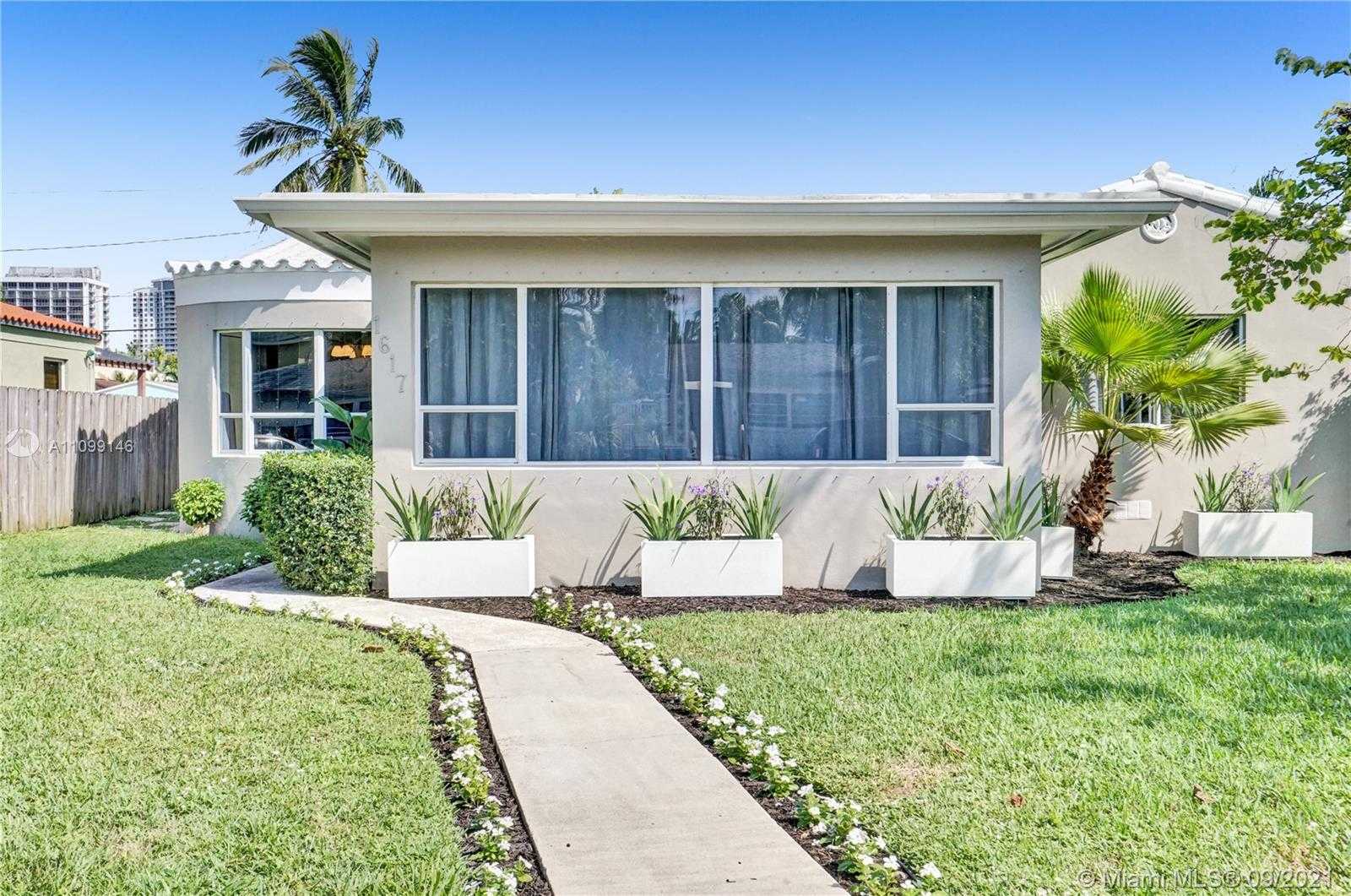 Small Image of 1617 JEFFERSON ST, Hollywood Number 2