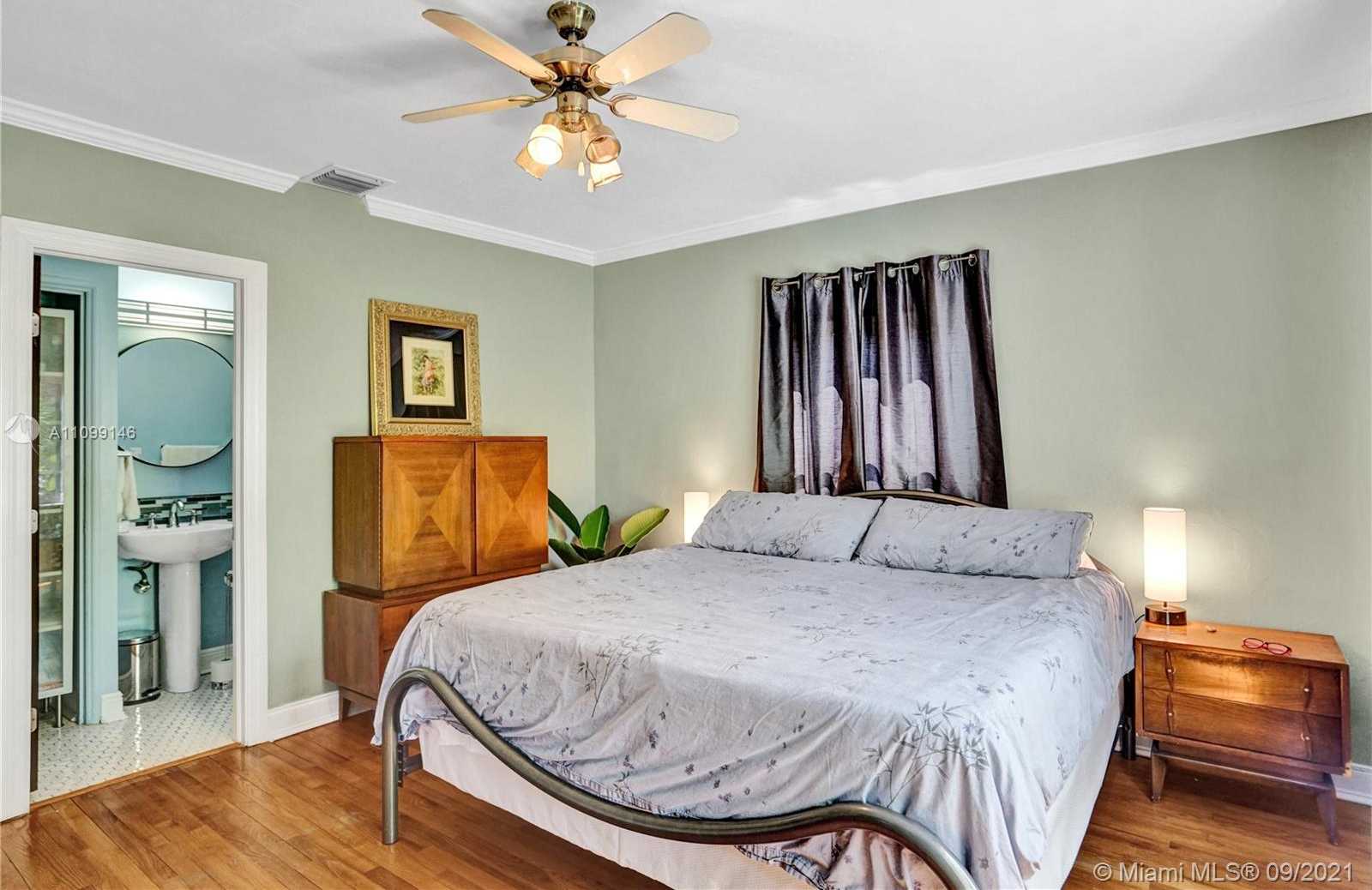Small Image of 1617 JEFFERSON ST, Hollywood Number 24