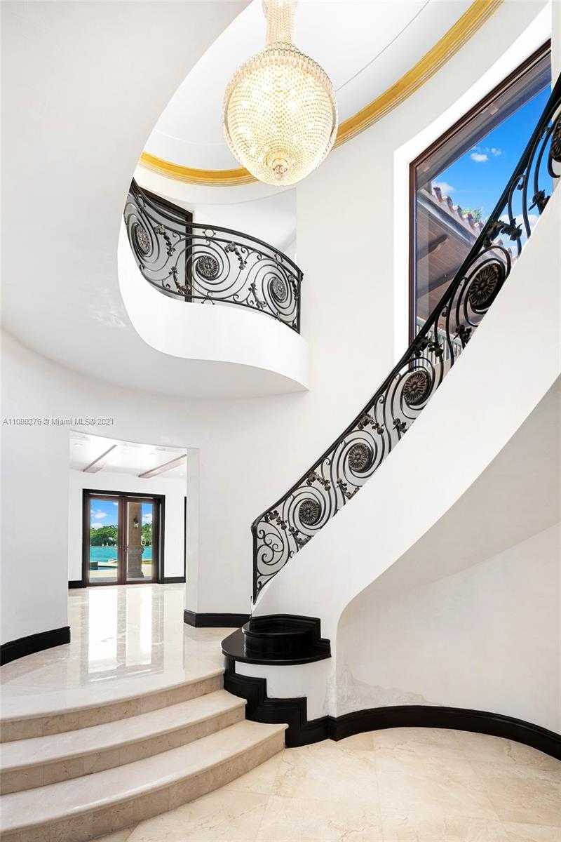 Small Image of 6300 NORTH BAY RD, Miami Beach Number 10