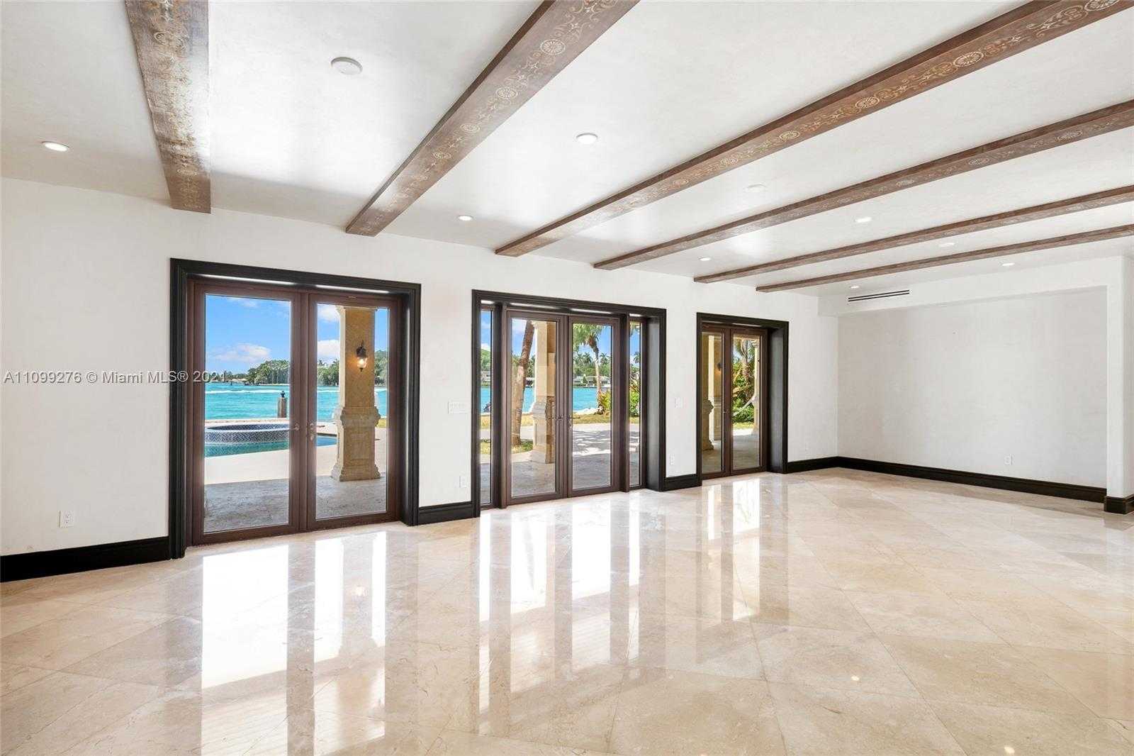 Small Image of 6300 NORTH BAY RD, Miami Beach Number 12