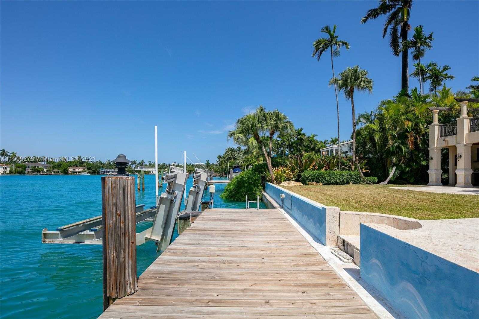 Small Image of 6300 NORTH BAY RD, Miami Beach Number 21