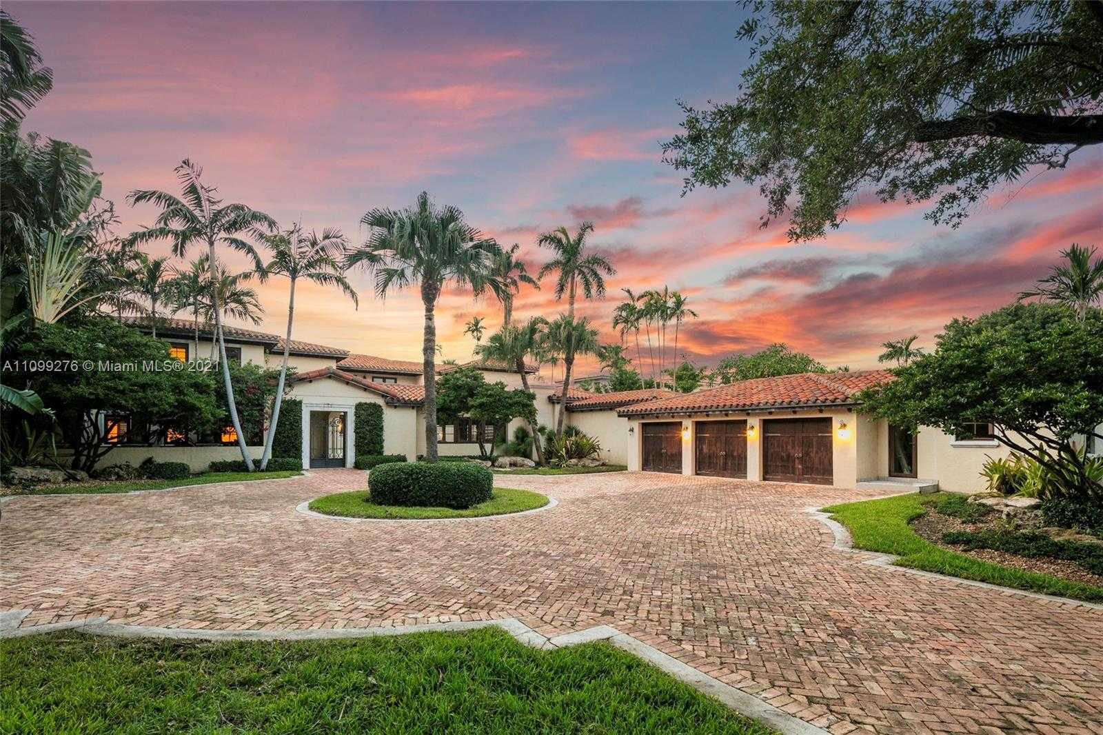 Small Image of 6300 NORTH BAY RD, Miami Beach Number 5
