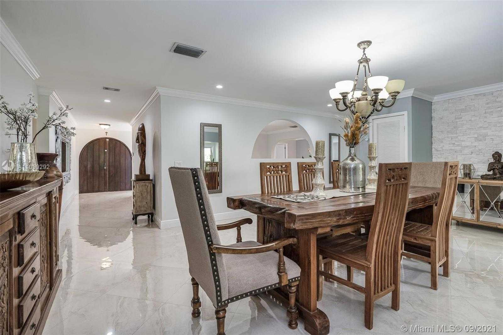 Small Image of 6401 SOUTH WEST 82ND AVE, Miami Number 11