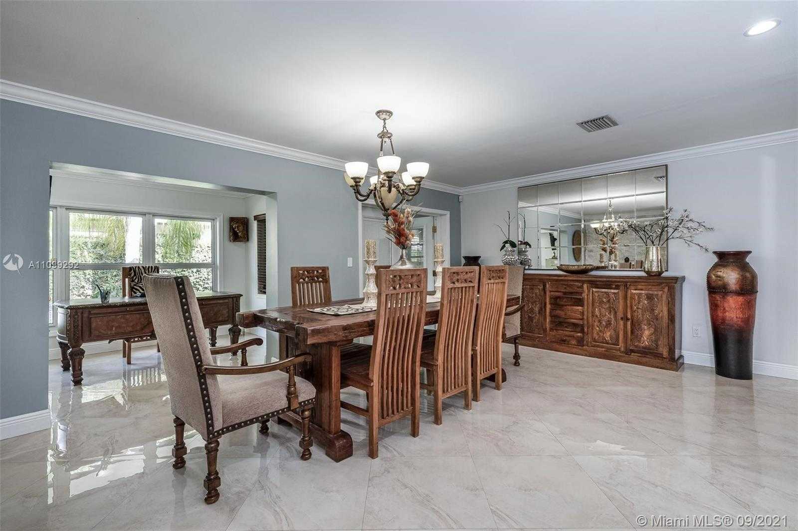 Small Image of 6401 SOUTH WEST 82ND AVE, Miami Number 12