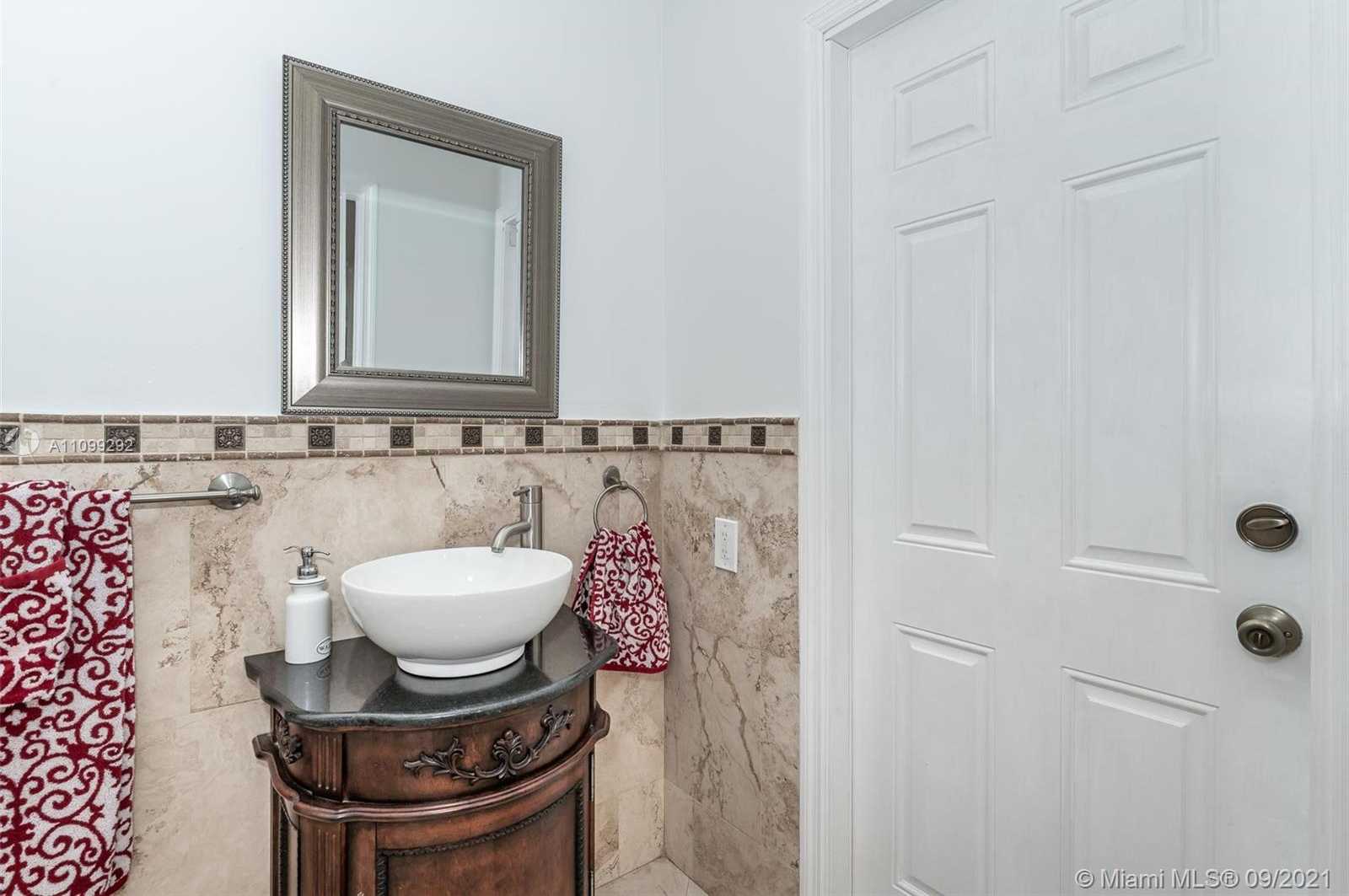 Small Image of 6401 SOUTH WEST 82ND AVE, Miami Number 23