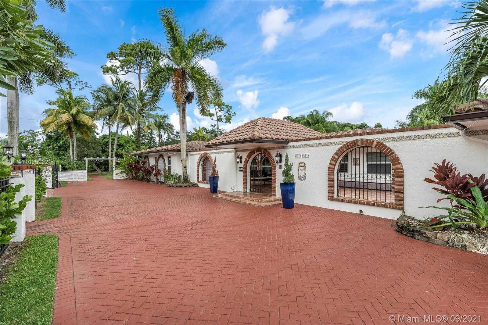 Small Image of 6401 SOUTH WEST 82ND AVE, Miami Number 5