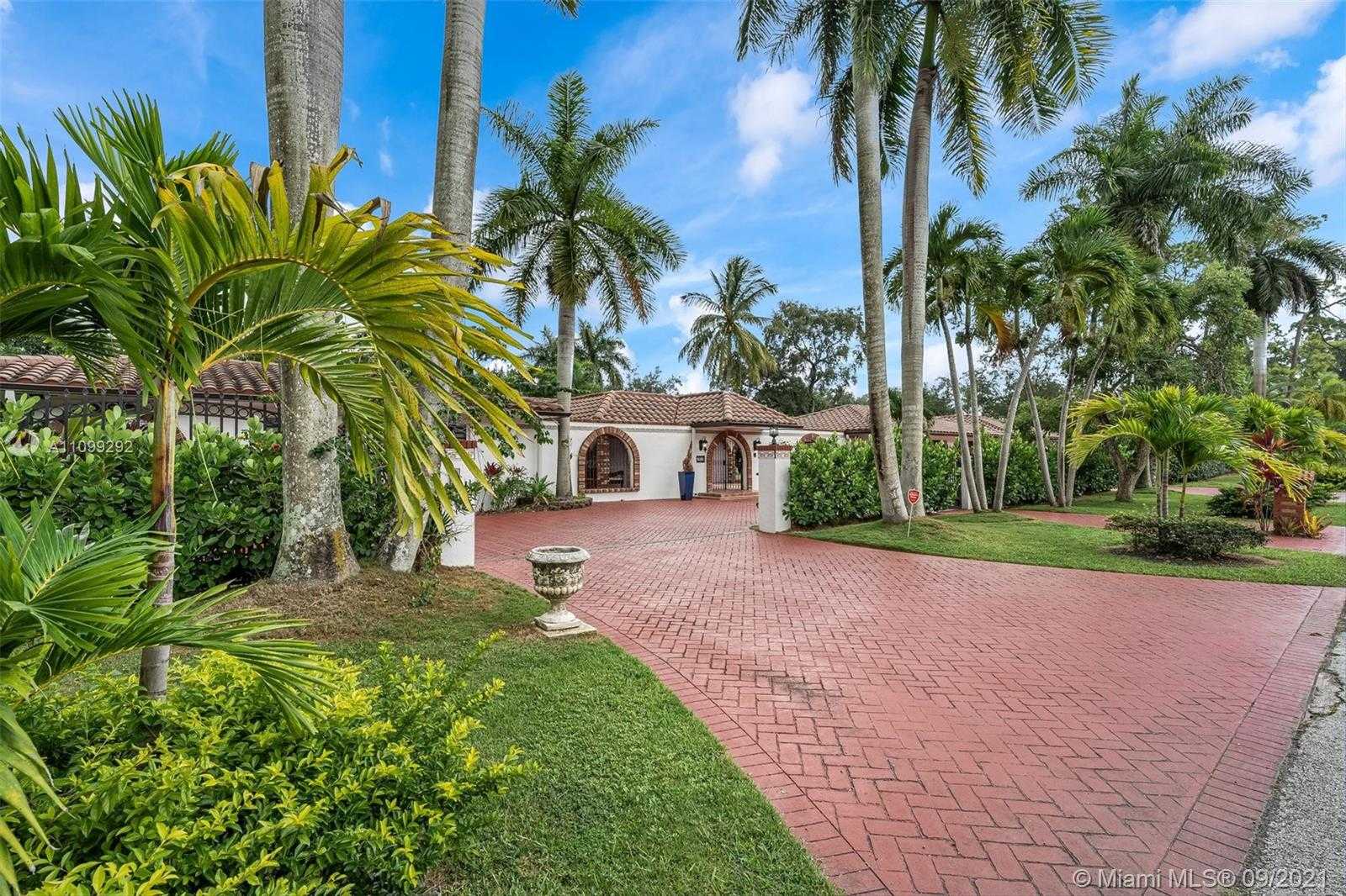 Small Image of 6401 SOUTH WEST 82ND AVE, Miami Number 57