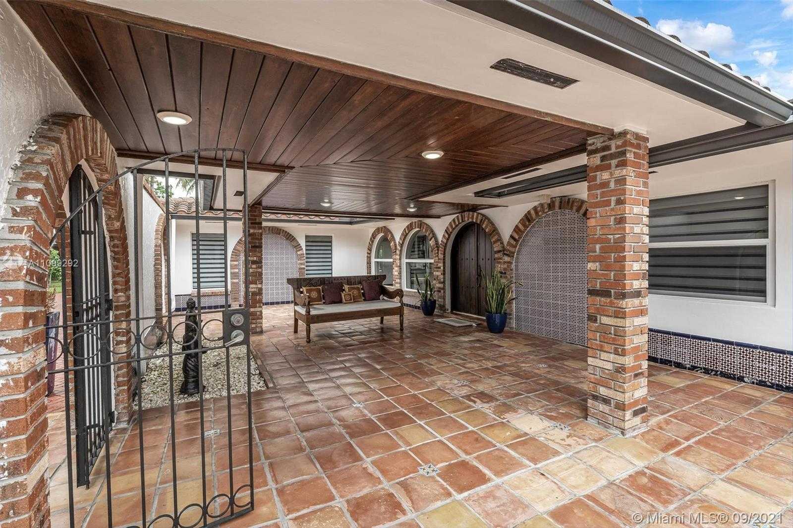 Small Image of 6401 SOUTH WEST 82ND AVE, Miami Number 6