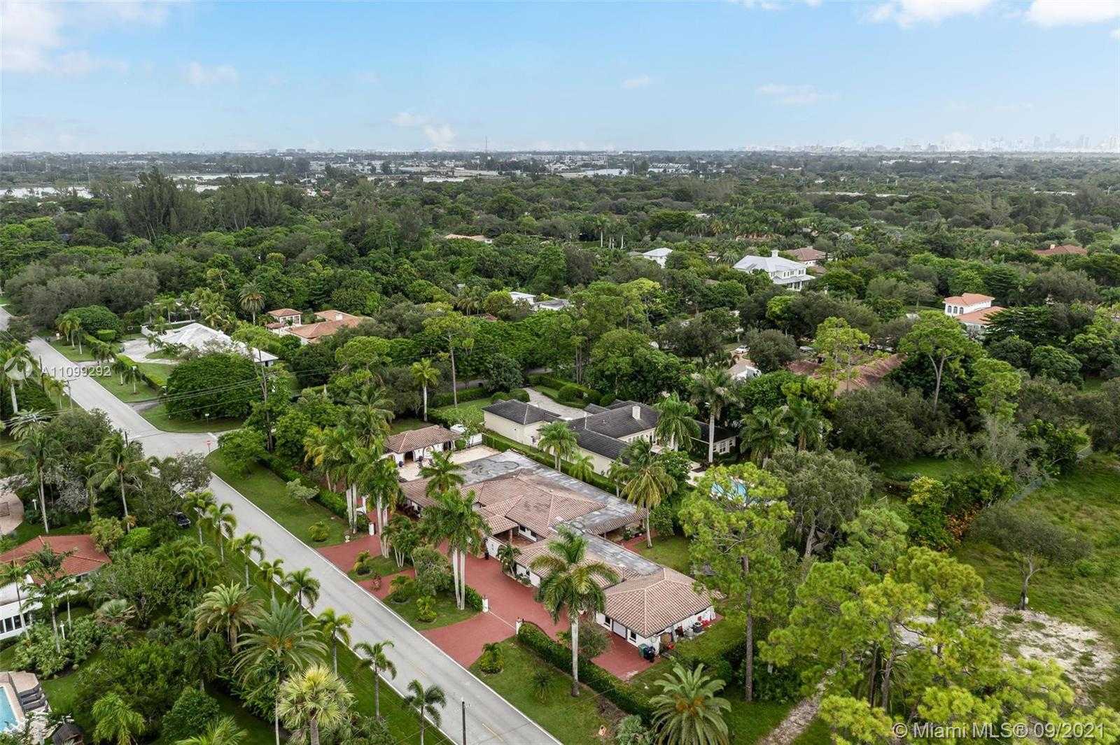 Small Image of 6401 SOUTH WEST 82ND AVE, Miami Number 62