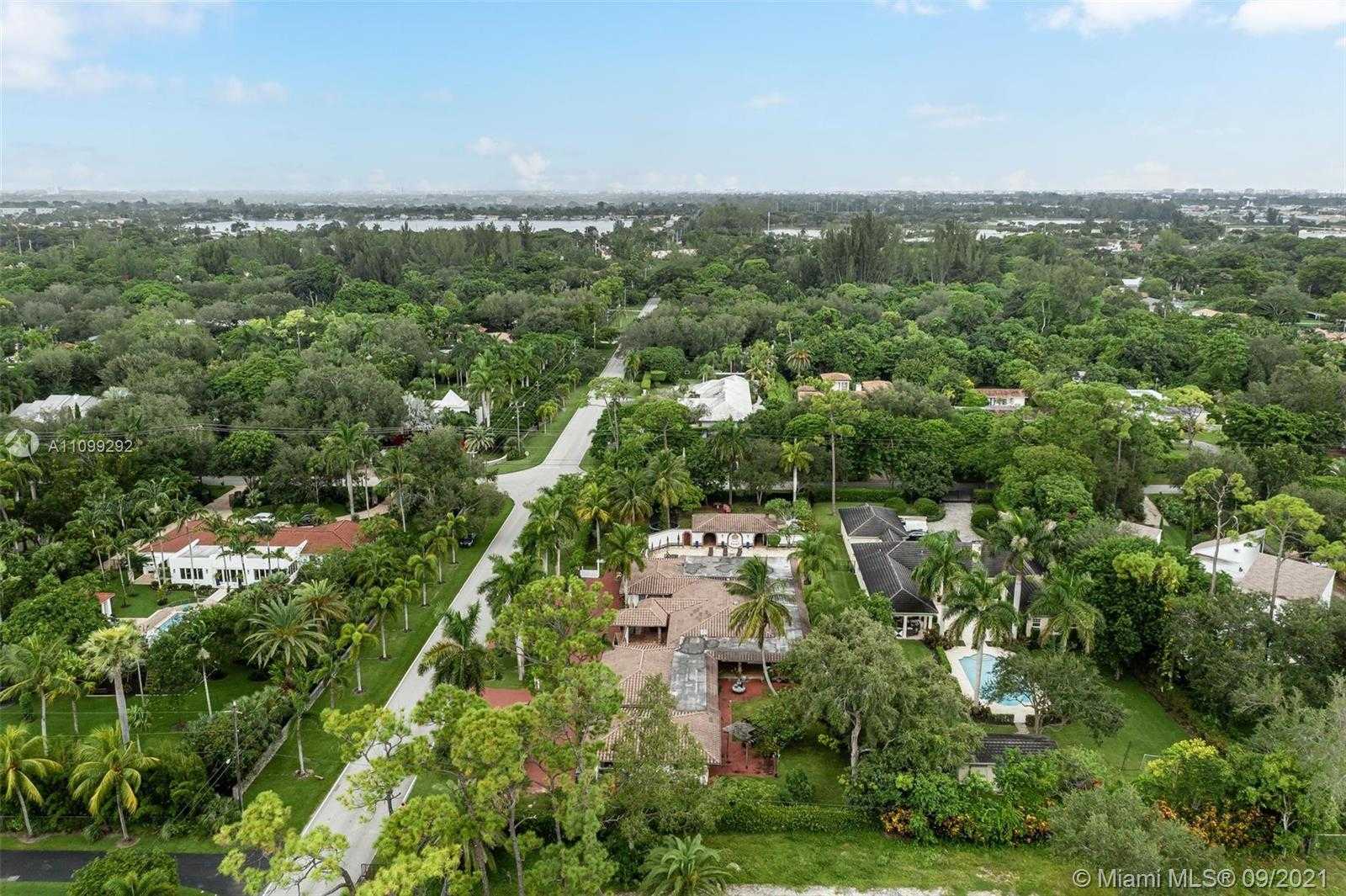 Small Image of 6401 SOUTH WEST 82ND AVE, Miami Number 64