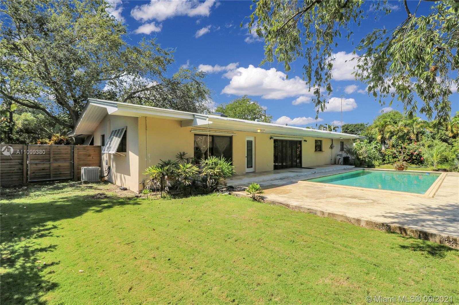 Small Image of 10045 SOUTH WEST 136TH ST, Miami Number 20