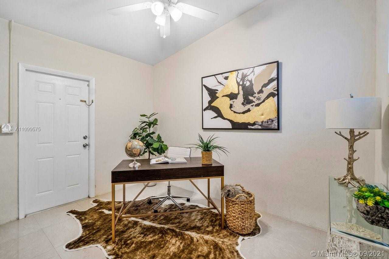Small Image of 1944 NORTH EAST 26TH DR, Wilton Manors Number 10