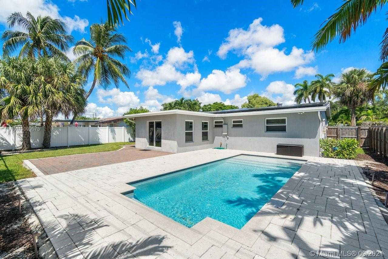 Small Image of 1944 NORTH EAST 26TH DR, Wilton Manors Number 19