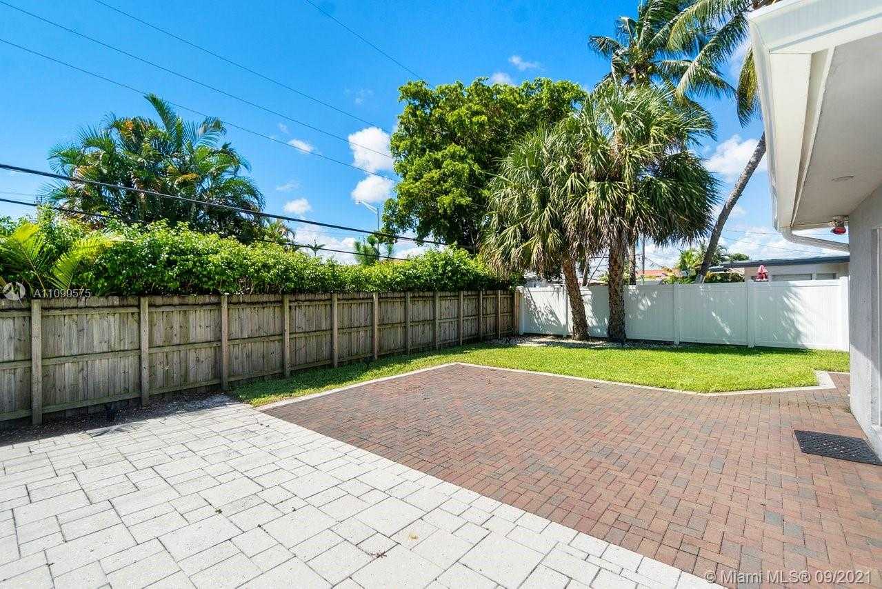 Small Image of 1944 NORTH EAST 26TH DR, Wilton Manors Number 21