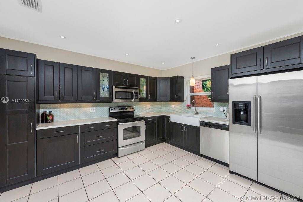 Small Image of 1271 97TH ST, Bay Harbor Islands Number 18