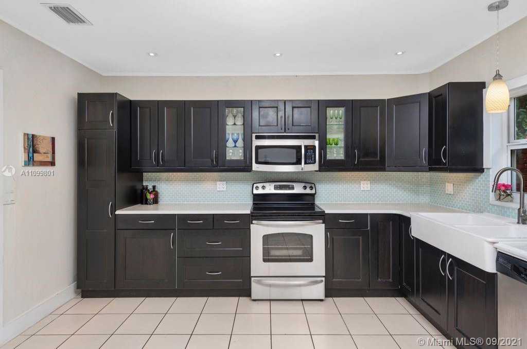 Small Image of 1271 97TH ST, Bay Harbor Islands Number 20