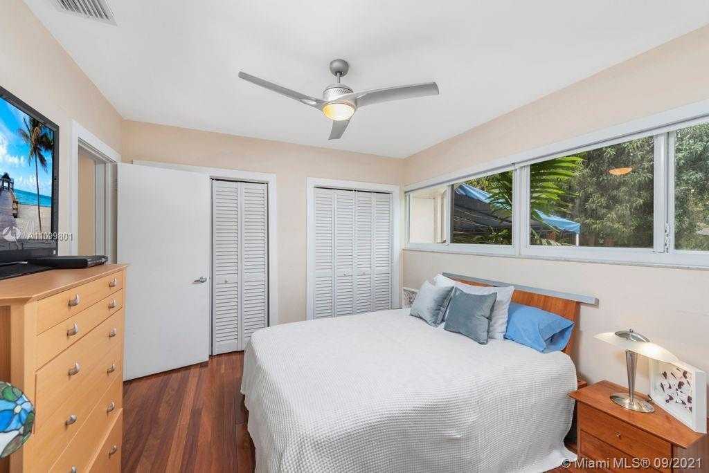 Small Image of 1271 97TH ST, Bay Harbor Islands Number 27