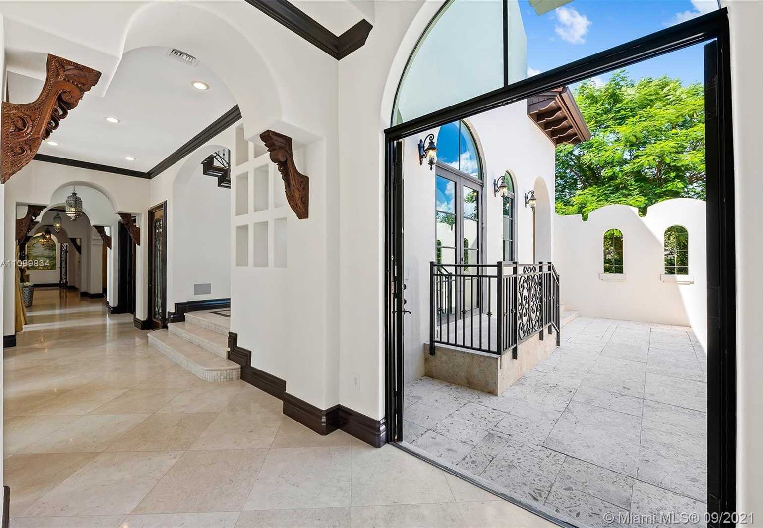Small Image of 6710 SOUTH WEST 120TH ST, Pinecrest Number 14