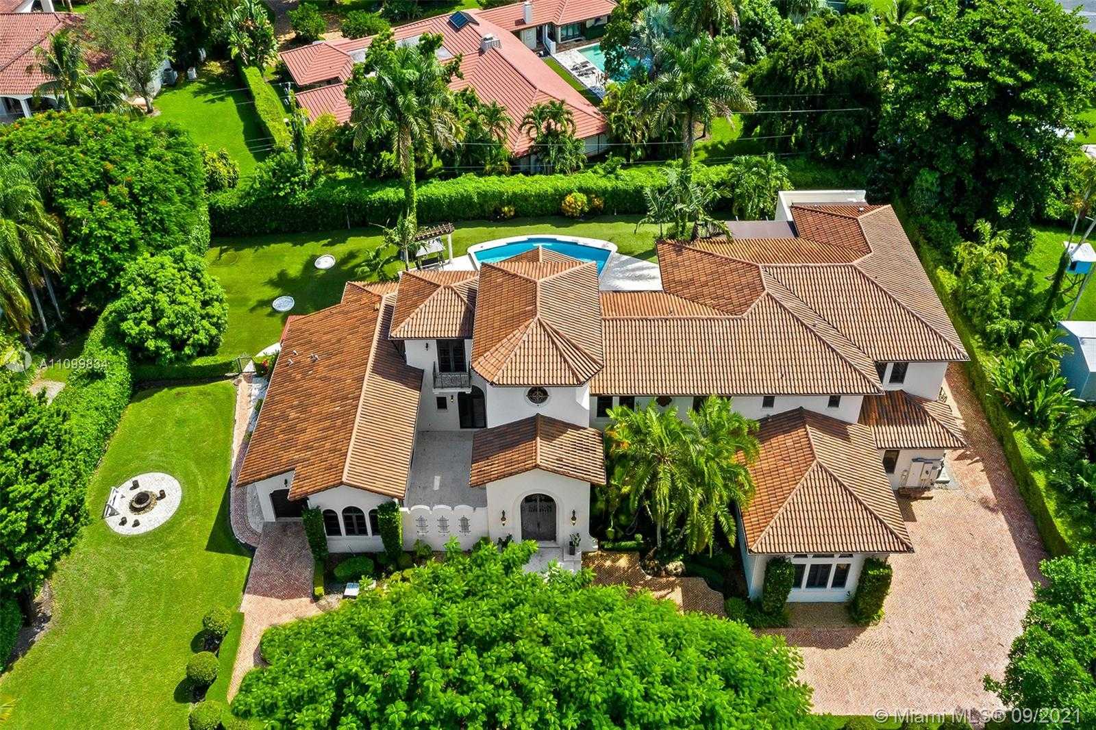 Small Image of 6710 SOUTH WEST 120TH ST, Pinecrest Number 2