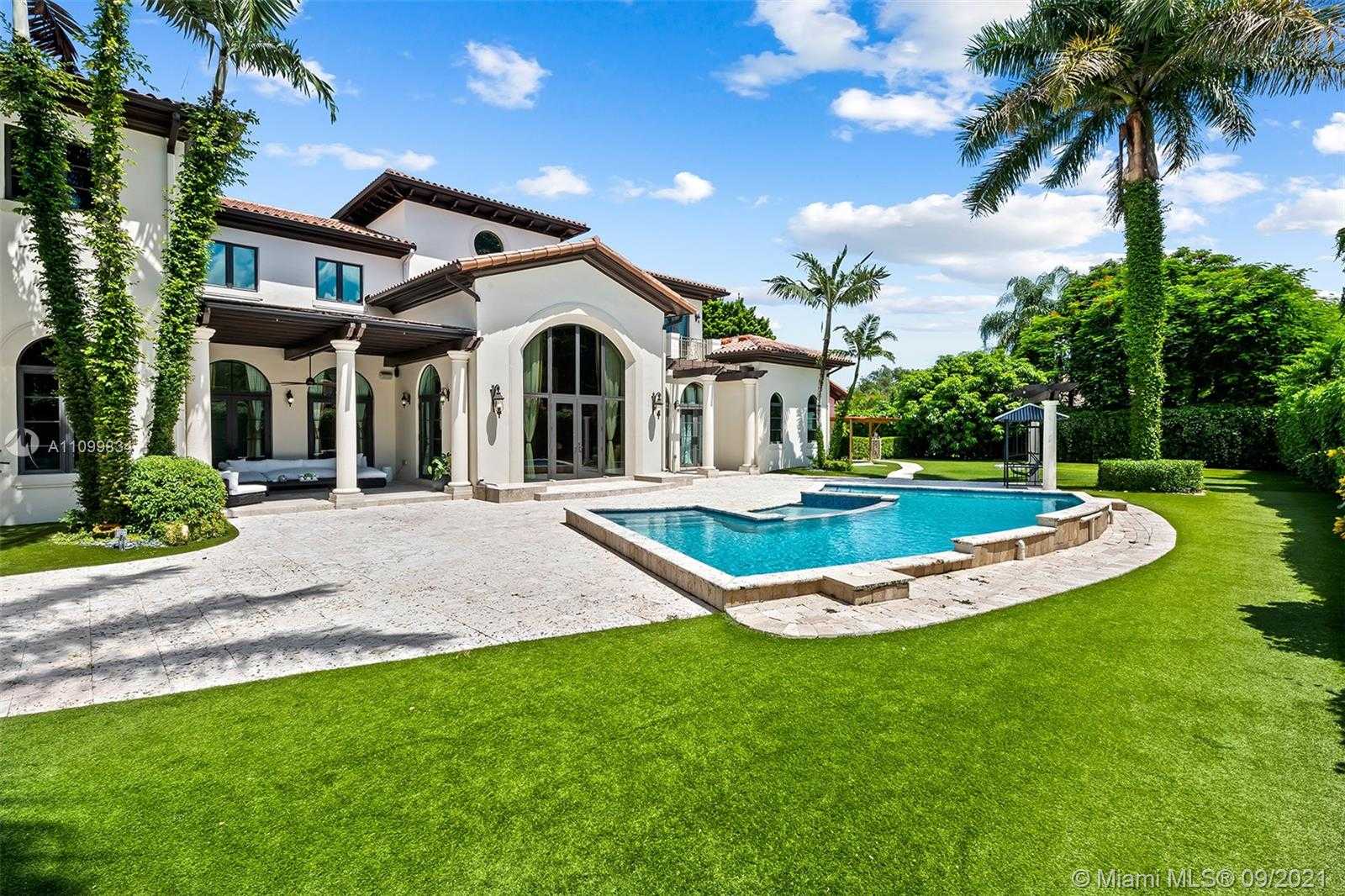 Small Image of 6710 SOUTH WEST 120TH ST, Pinecrest Number 29