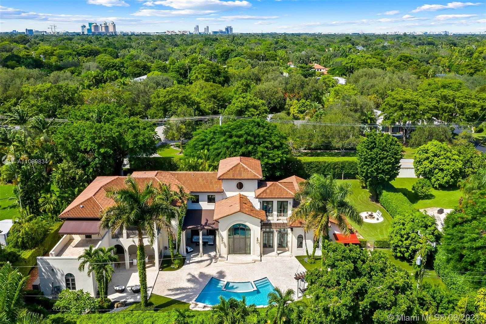 Small Image of 6710 SOUTH WEST 120TH ST, Pinecrest Number 3