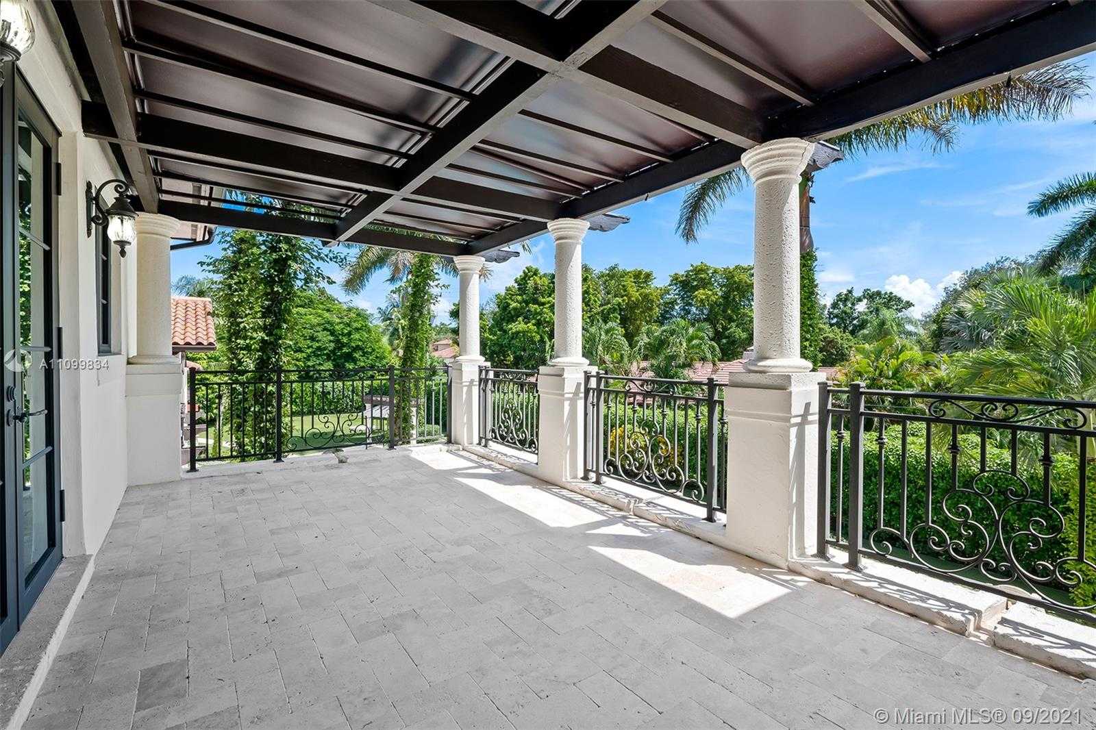 Small Image of 6710 SOUTH WEST 120TH ST, Pinecrest Number 45