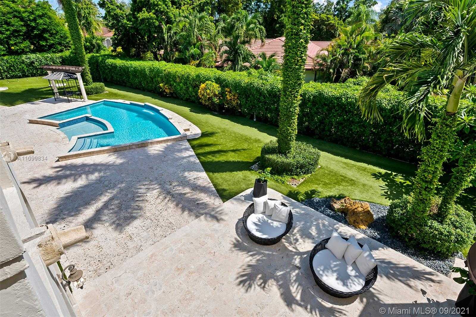Small Image of 6710 SOUTH WEST 120TH ST, Pinecrest Number 46