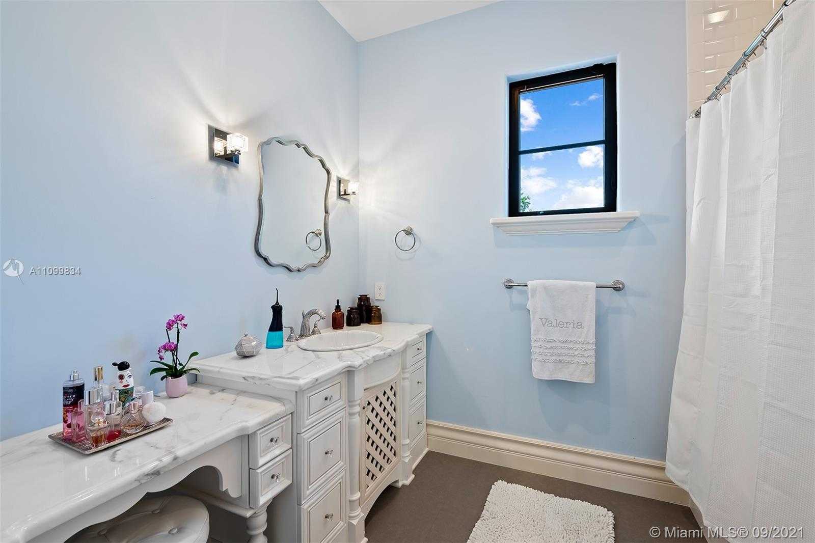 Small Image of 6710 SOUTH WEST 120TH ST, Pinecrest Number 48