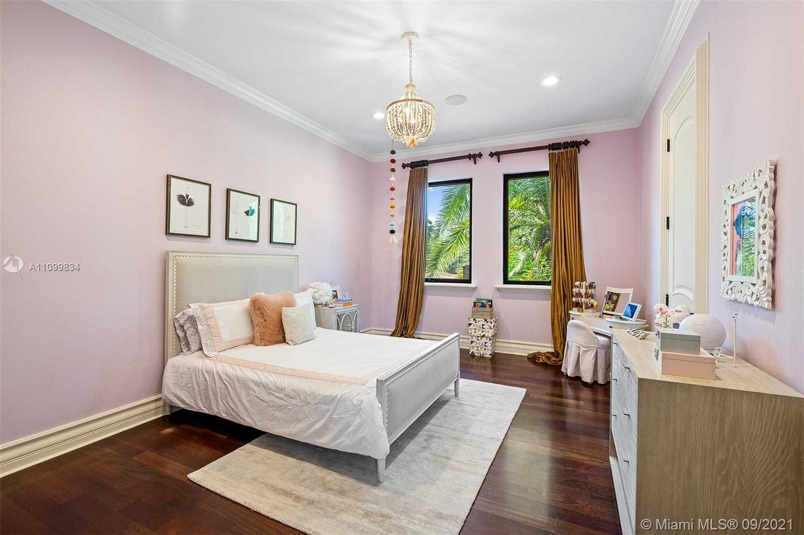Small Image of 6710 SOUTH WEST 120TH ST, Pinecrest Number 49