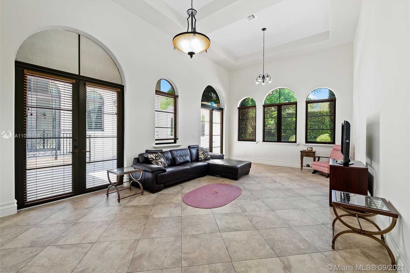 Small Image of 6710 SOUTH WEST 120TH ST, Pinecrest Number 55