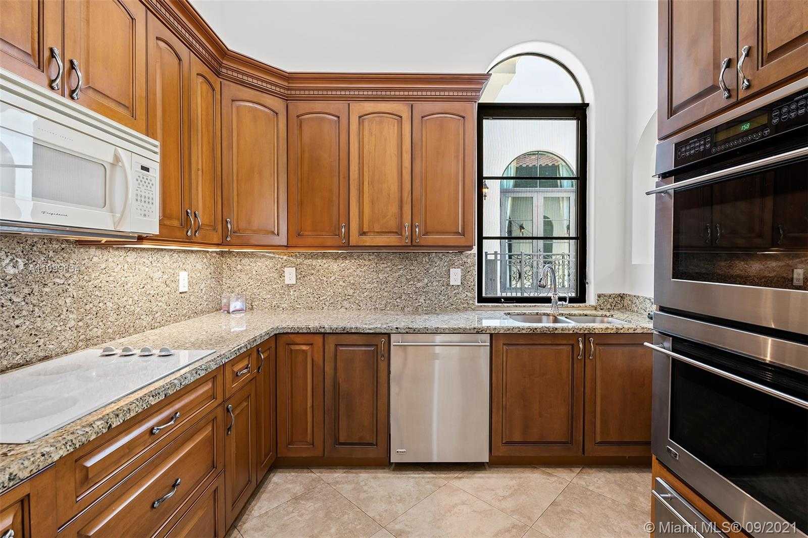 Small Image of 6710 SOUTH WEST 120TH ST, Pinecrest Number 56