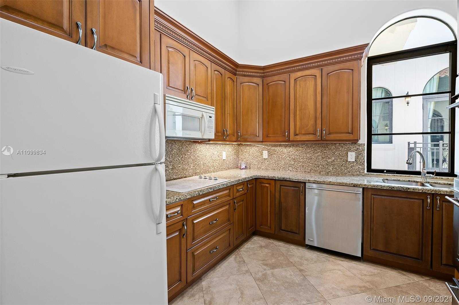 Small Image of 6710 SOUTH WEST 120TH ST, Pinecrest Number 57