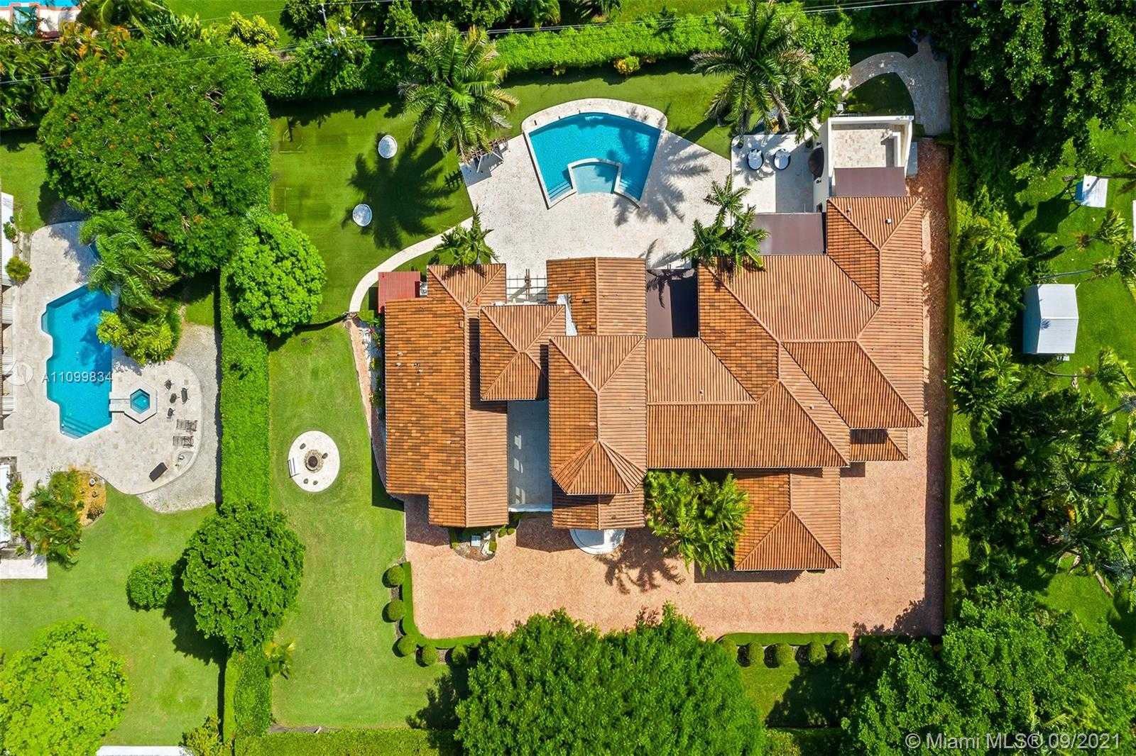 Small Image of 6710 SOUTH WEST 120TH ST, Pinecrest Number 60