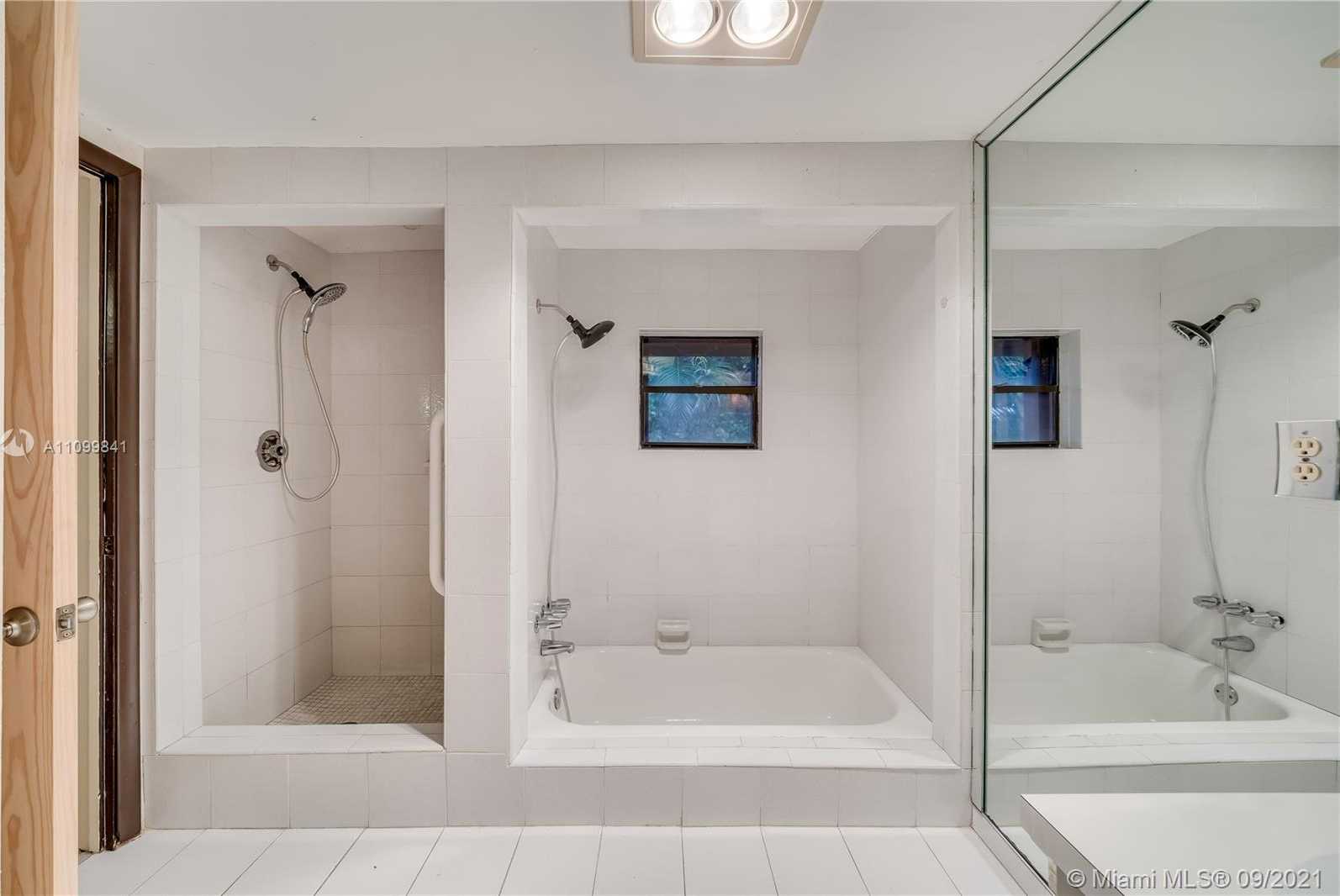 Small Image of 11050 SOUTH WEST 57TH ST, Davie Number 24