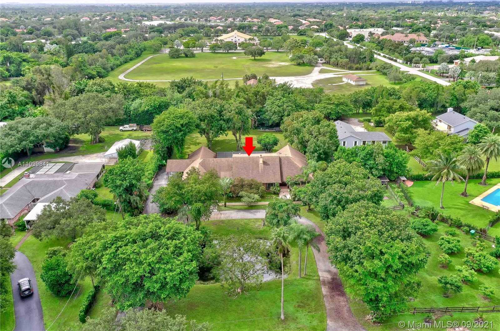 Small Image of 11050 SOUTH WEST 57TH ST, Davie Number 51