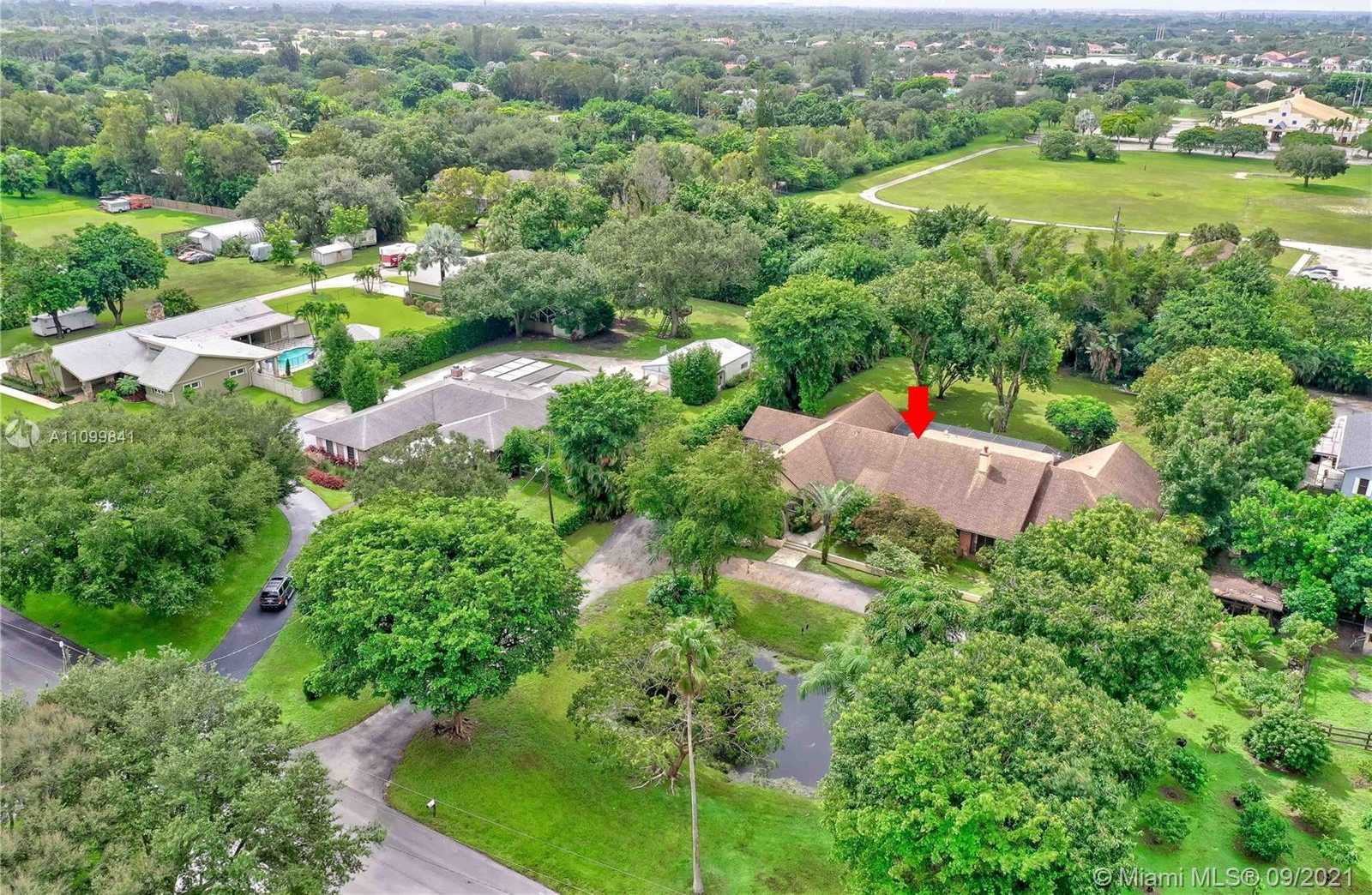 Small Image of 11050 SOUTH WEST 57TH ST, Davie Number 52