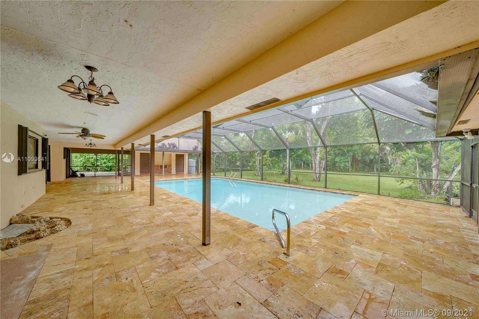 Small Image of 11050 SOUTH WEST 57TH ST, Davie Number 65