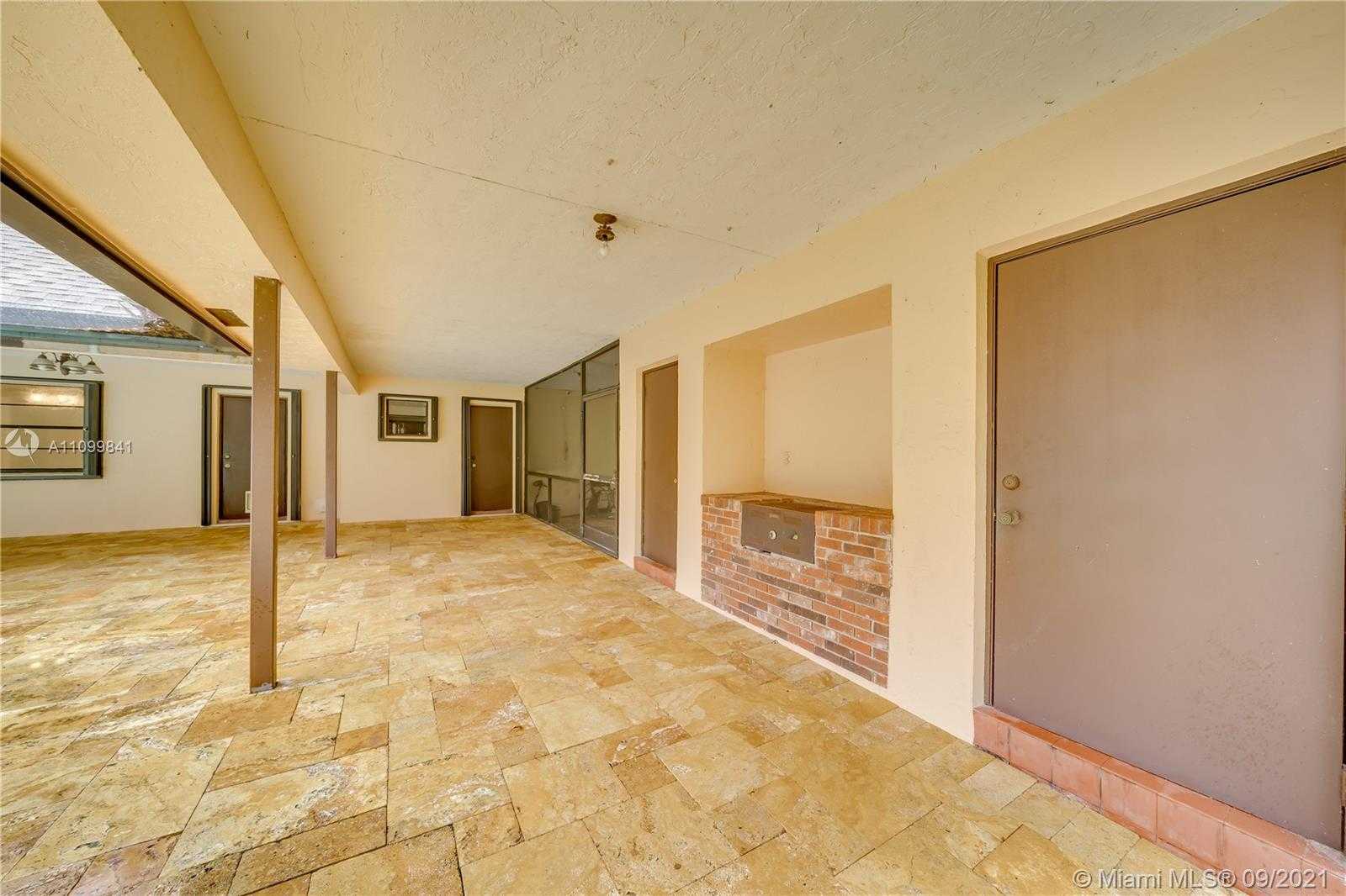 Small Image of 11050 SOUTH WEST 57TH ST, Davie Number 67
