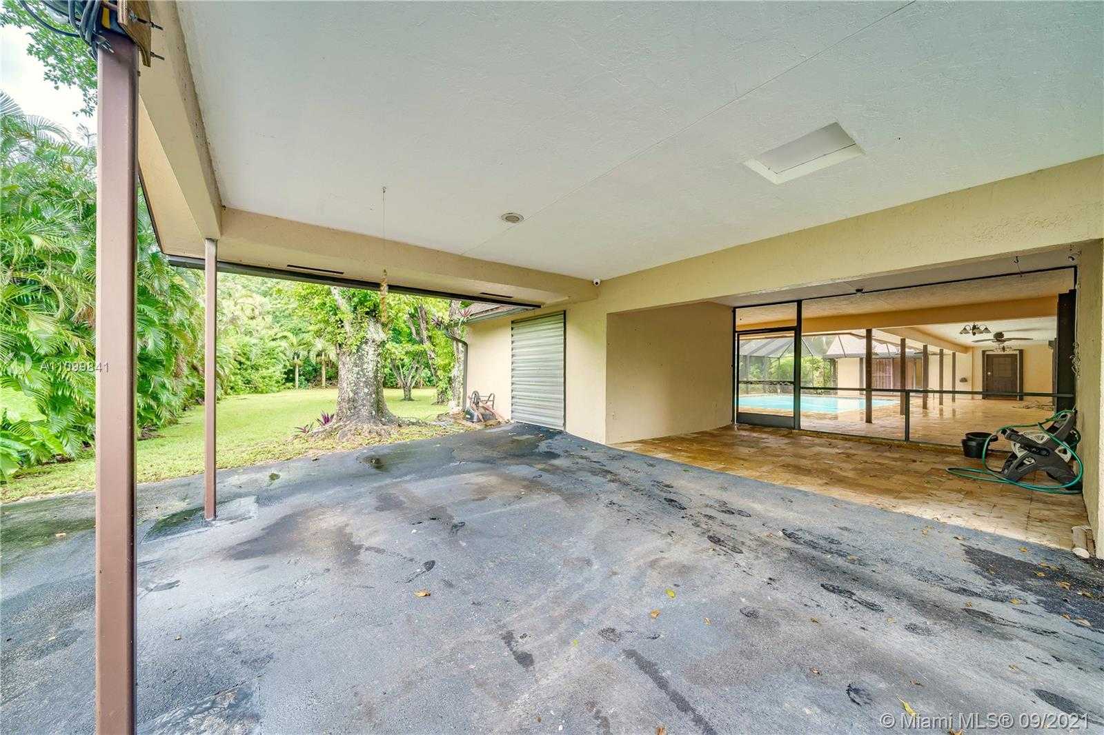 Small Image of 11050 SOUTH WEST 57TH ST, Davie Number 75