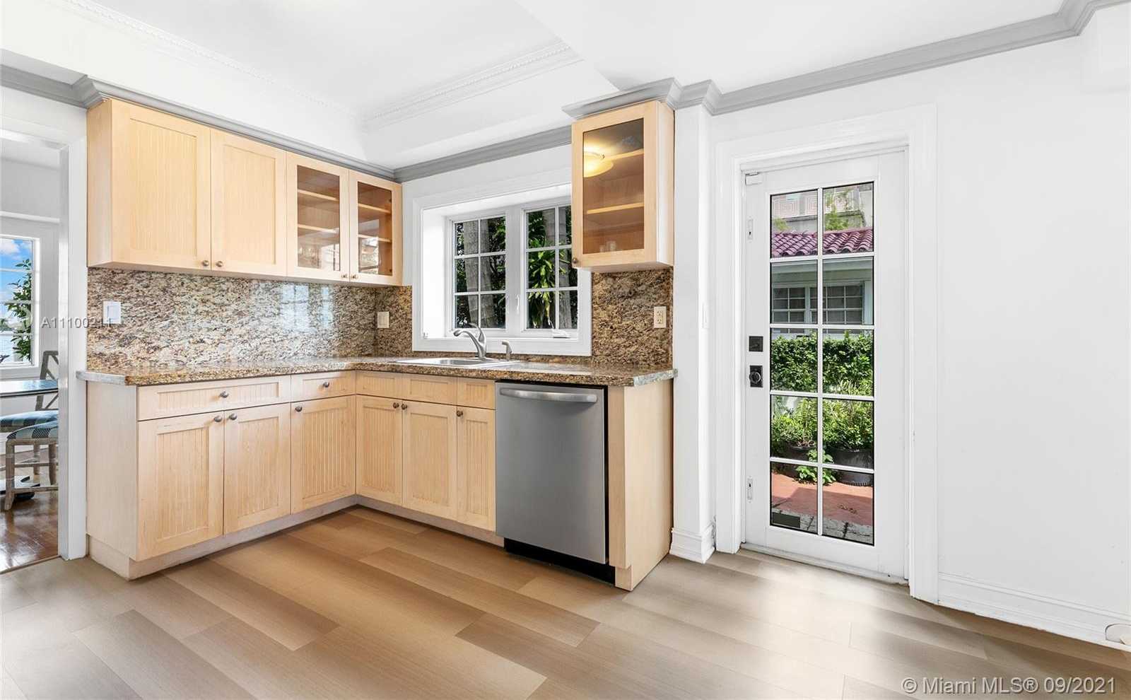 Small Image of 7530 MIAMI VIEW DR, North Bay Village Number 21