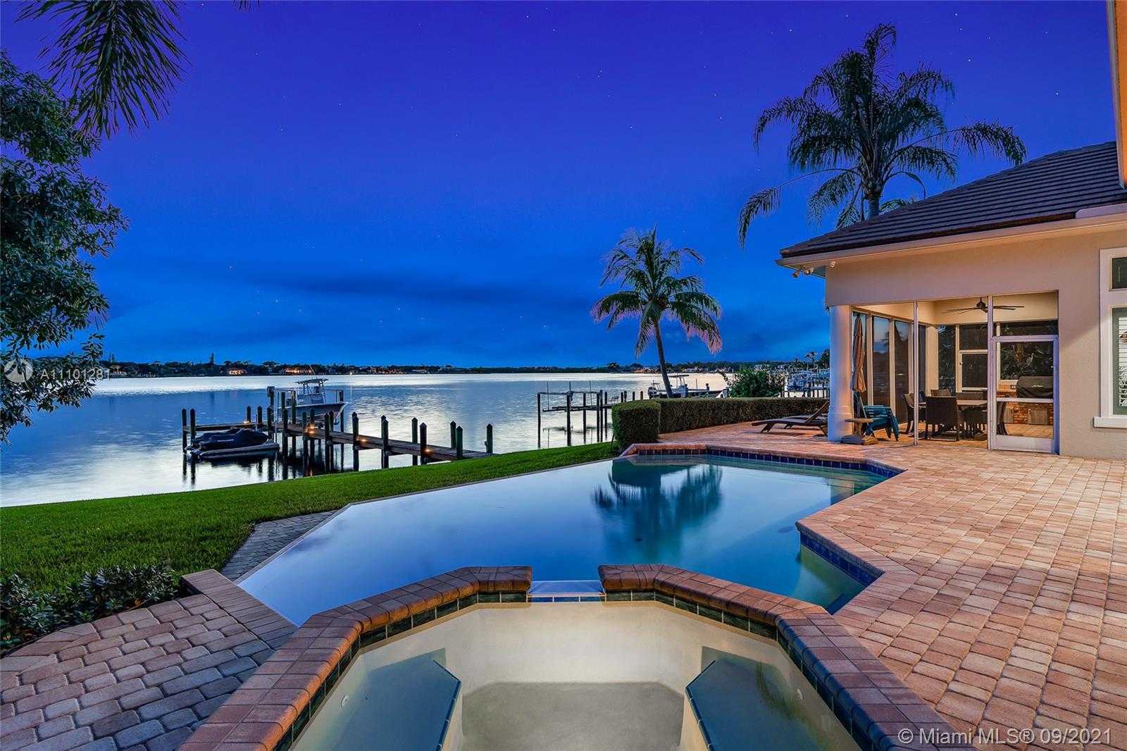 Small Image of 191 RIVER DR, Tequesta Number 14